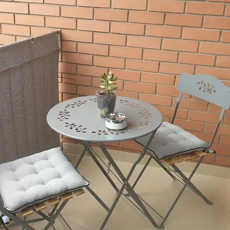 Blue Bird House - Bbh *