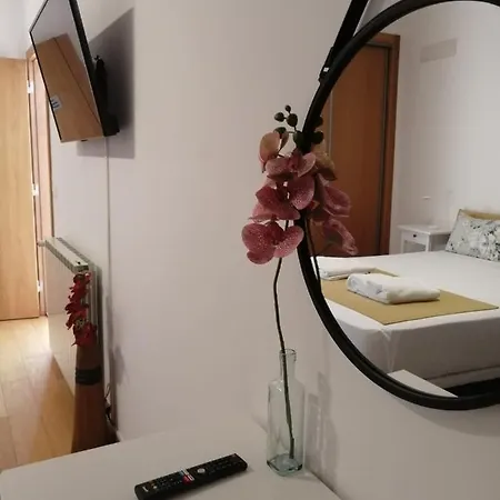 招待所 Blue Bird House - Bbh 菲盖拉-达福什