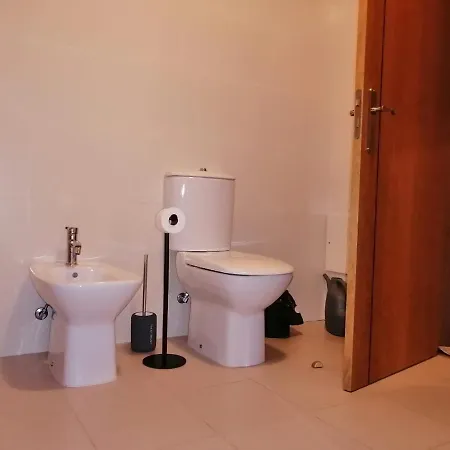 Blue Bird House - Bbh * 菲盖拉-达福什