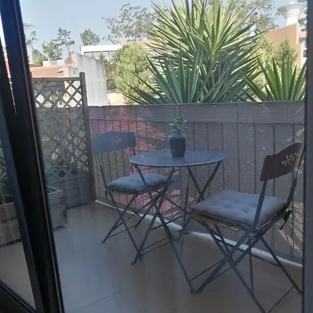 Blue Bird House - Bbh * 菲盖拉-达福什