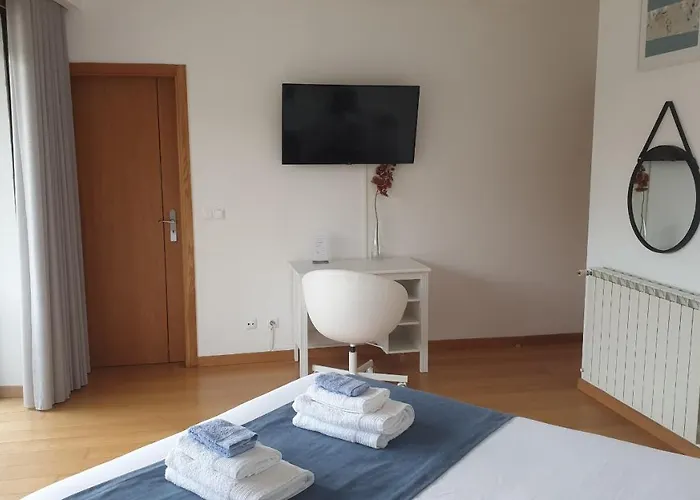 Blue Bird House - Bbh *